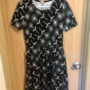 Lularoe dandelion Amelia dress